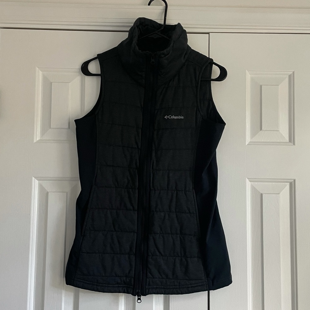 Dark grey Columbia vest